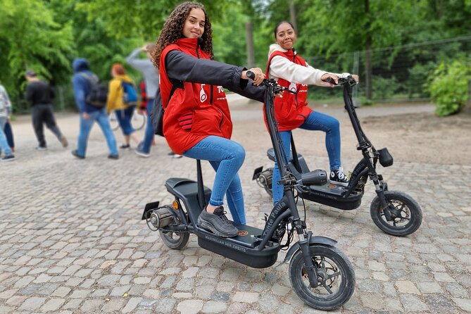 2 hour Sights Guided E-Scooter Tour in Munich - What it feels like at night: streetlight views and fewer slowdowns
