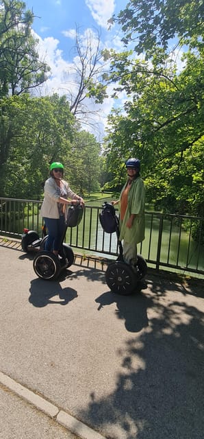 3H Best of München Sightseeings Tour - Segway training and safety: your first few minutes set the tone