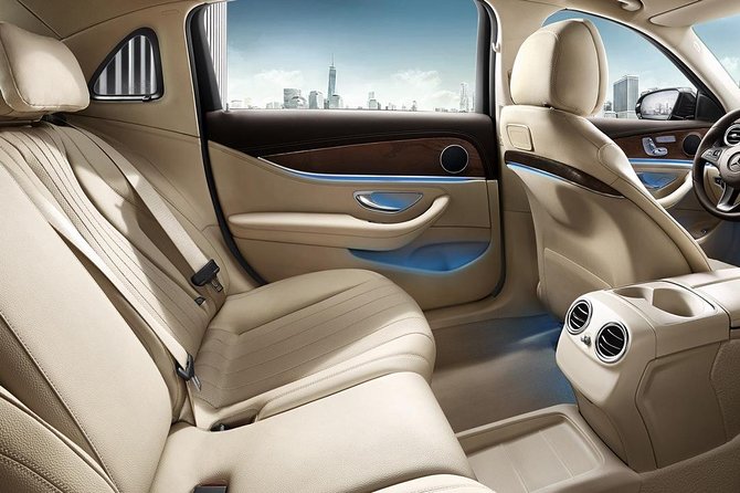 Arrival Transfer from Munich Airport to Munich City by Sedan - Key things to know before you book this airport sedan pickup
