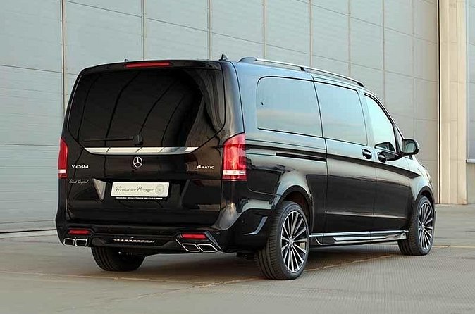 Arrival Transfer Munich Train Station to Munich by Luxury Van - Timing Tips for Delayed Trains and Overnight Arrivals