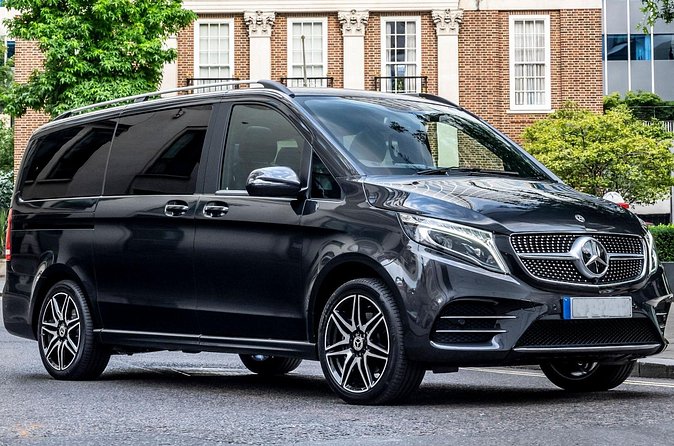 Arrival Transfer Munich Train Station to Munich by Luxury Van - Who Should Book This Munich Station Transfer