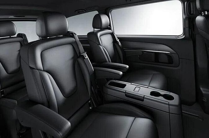 Arrival Transfer Munich Train Station to Munich by Luxury Van - Should You Book This Munich Central Station Luxury Van Transfer?