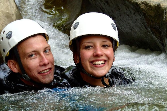 Beginner canyoning in the Starzlachklamm - The guide-guest ratio and safety standards that keep it fun