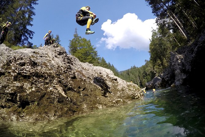 Beginners canyoning tour - Gear Included: 7mm Wetsuit, Helmet, Neoprene Socks, and Why It Matters