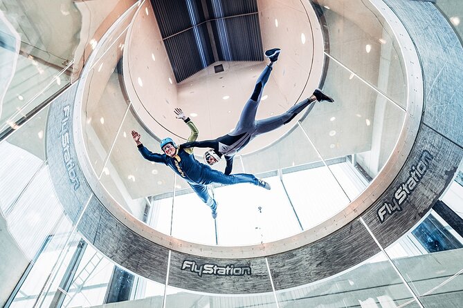 Bodyflying & Indoor Skydiving at FlyStation Munich - Gear up: what they provide so you can travel light