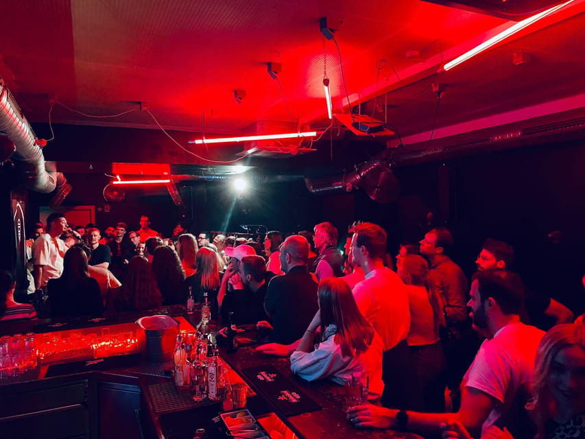 "Comedykills" - das Open Mic im Glockenbachviertel - Where to Meet: Beverly Kills, Next to Bazi Box