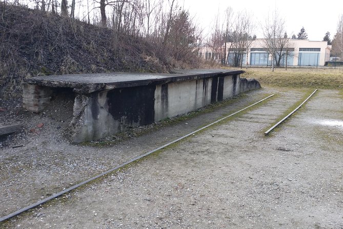 Dachau Concentration Camp Memorial Site And Third Reich Day Tour From Munich - Key Stops in Old Town: The “How It Happened” Trail