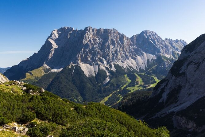 Exclusive private Vantour to Germany's Highest Mountain Zugspitze - Munich to Zugspitze: how this day really works