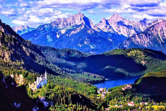EXCLUSiVE SKIP-THE-CROWDS Neuschwanstein and Linderhof Castle Tour from Munich INCL. TICKETS - Baroque church stops on the return drive: Ettal and Wieskirche