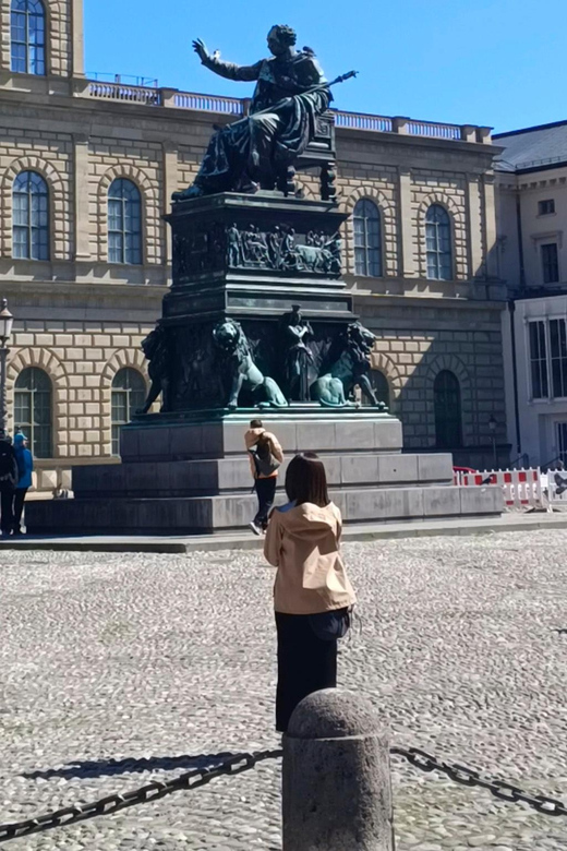 Exploring Munich by Pedicab: Premium Two Hour Tour - Pedicab sightseeing: Comfortable, personal, and easier to pay attention