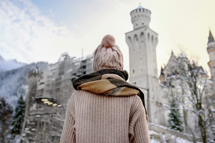 From Hohenschwangau: Tour to Neuschwanstein Castle - The walk up to Neuschwanstein, and what your guide does with the time