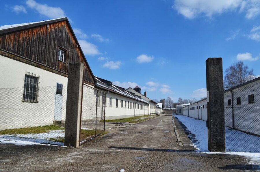 From Munich: Dachau Memorial Site Tour in Spanish - Key highlights to know before you go