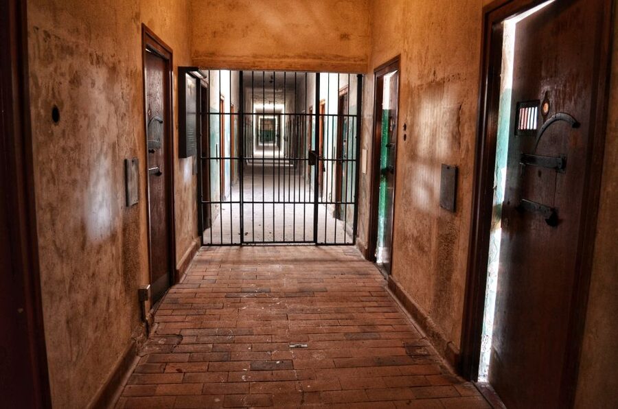 From Munich: Dachau Memorial Site Tour in Spanish - First stop: the permanent exhibition that sets the context