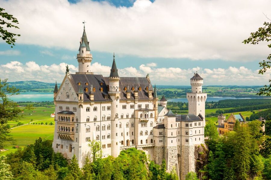 From Munich: Neuschwanstein Castle Full-Day Trip by Van - Door-to-door Munich pickup and a small-group van feel