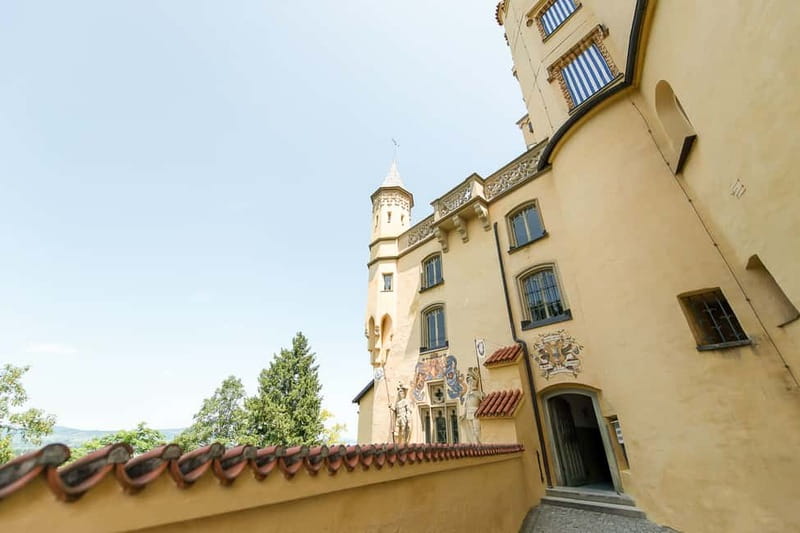 From Munich: Neuschwanstein & Linderhof Castle Full-Day Trip - The Oberammergau drive-by: a scenic break with a season caveat