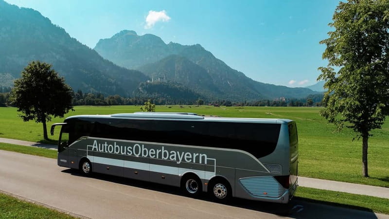 From Munich: Premium Neuschwanstein Castle & Linderhof Tour - Oberammergau: quick Bavarian flavor and woodcarver craft talk