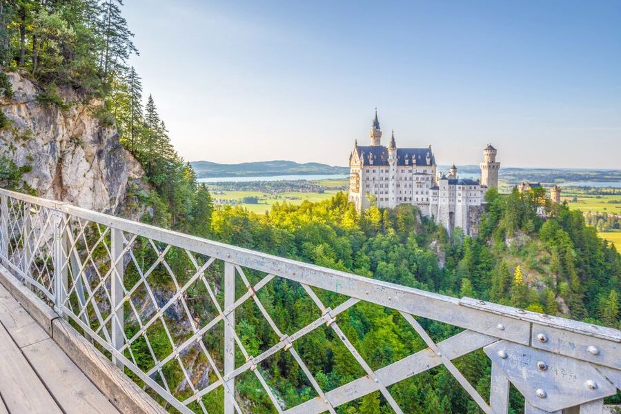 From Munich: Trip to Neuschwanstein & Linderhof in Spanish - Linderhof gardens and the scenic drive in between