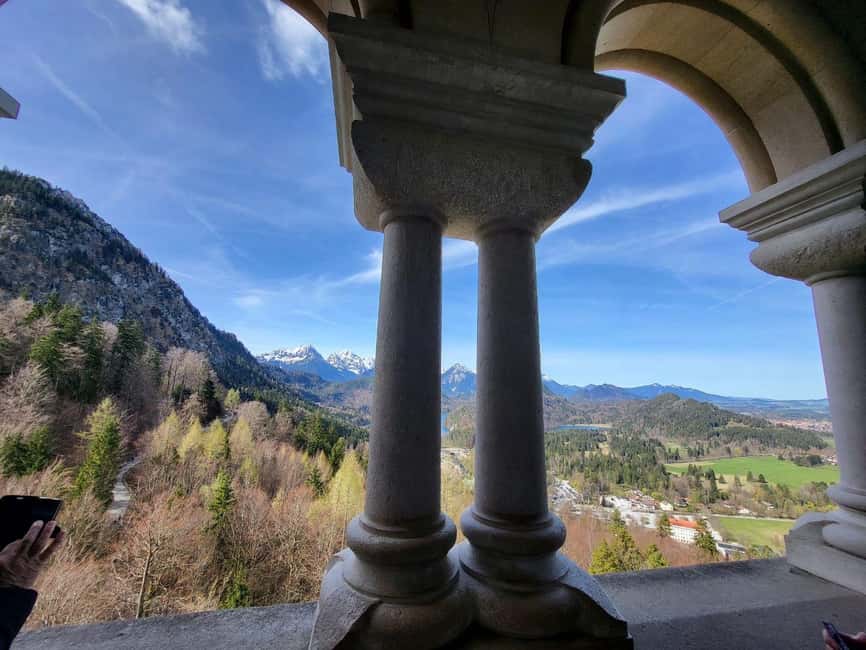 Füssen: Neuschwanstein Castle Entry Ticket and Audio Guide - Skip-the-line style entry with timed access, how to use your 1 hour
