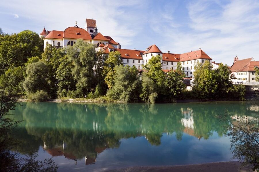 Füssen: Old Town Guided Walking Tour in German - From the Roman period to today: what the guide is really doing