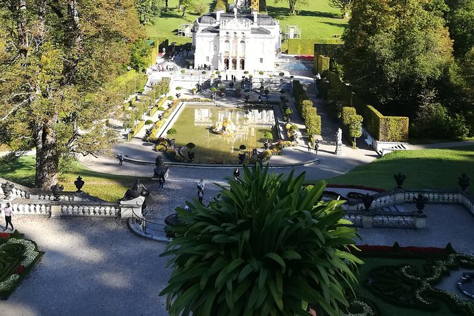 Half day- from Fussen to Neuschwansteincastle & Linderhof castle - The real shape of the tour: 8 hours, small group, timed stops