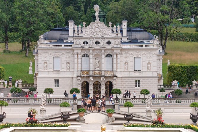 Half Day Private Tour Linderhof Castle & Oberammergau incl Ettal - A private Bavarian royal day from Munich