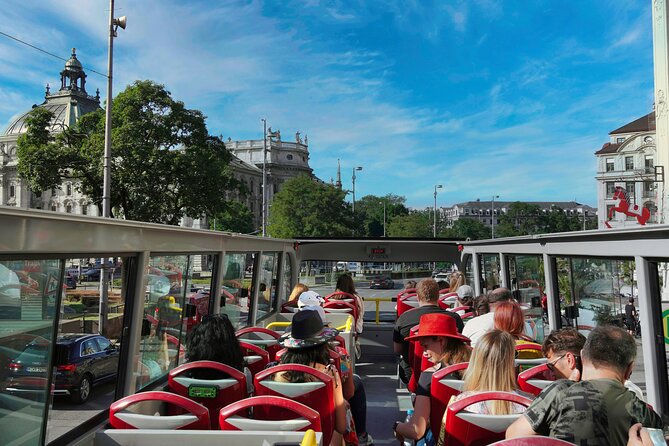 Hop-On Hop-Off Tour CitySightseeing Munich - First Stop: Getting going at Hauptbahnhof without wasting time