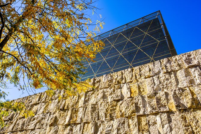 Jewish Museum & Jewish Quarter Guided Tour with Tickets - Should you book this Jewish Quarter tour?