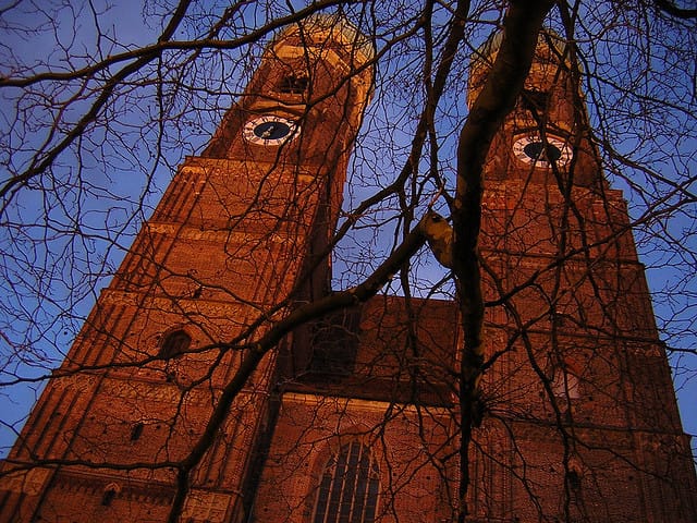 Munich: 3-Hour Culinary Nightwatch Tour - Why this Munich night tour feels different