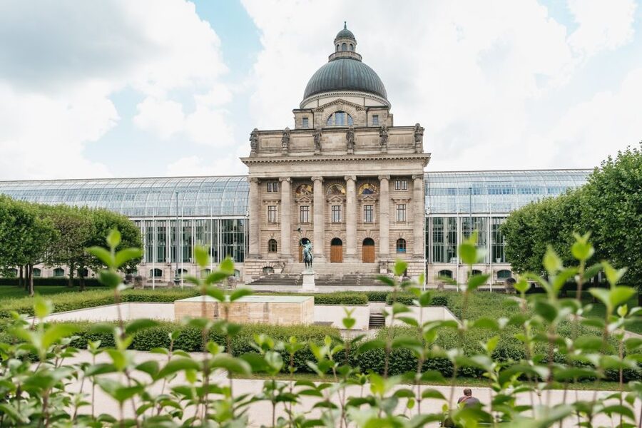 Munich 3-Hour Guided Bike Tour - Pinakothek der Moderne and Schwabing, Art District Energy Without the Rush