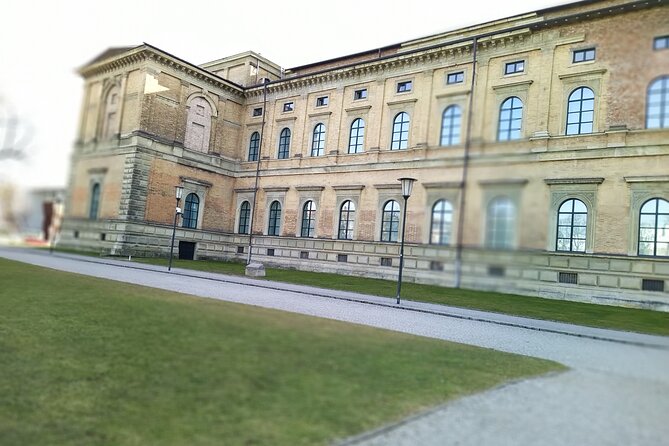 Munich: Alte Pinakothek with ticket - Meeting point and practical tips so you start smoothly