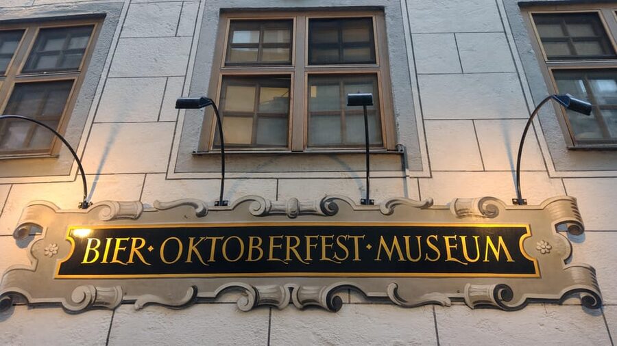 Munich: Bavarian Beer Walking Tour with Samples - Included vs. not included: what you should budget for