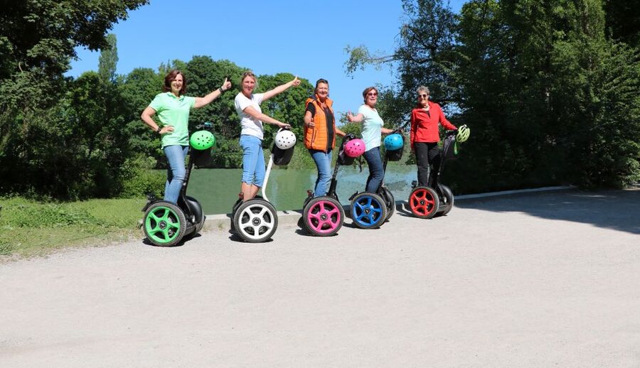 Munich: Beer Stories Guided Segway Tour - English Garden and the Chinese Tower beer garden stop