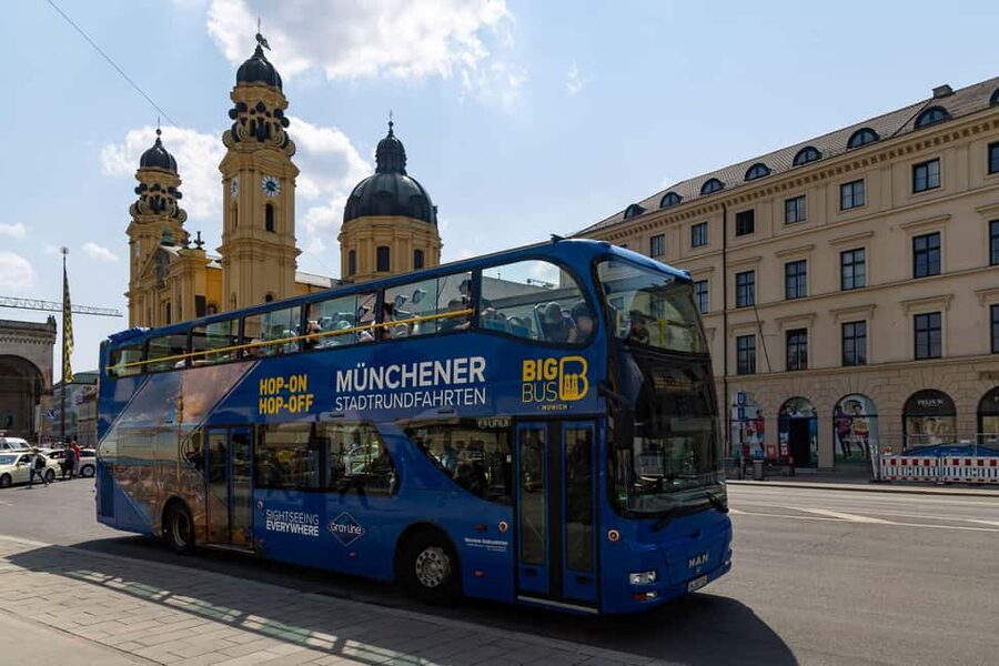Munich: Big Bus Hop-On Hop-Off Sightseeing Bus Tour - Where the route starts: Karlsplatz to the Kunstareal art zone