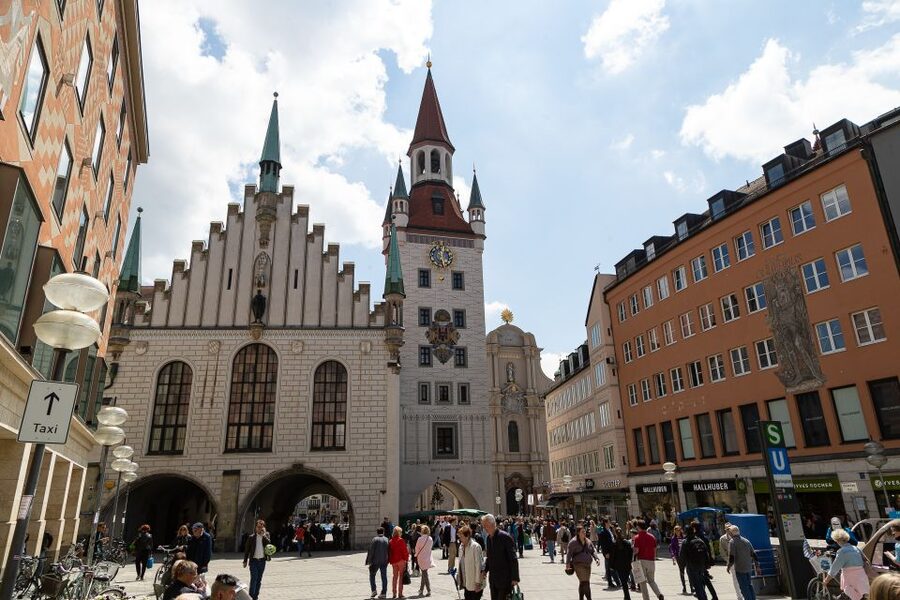 Munich: Big Bus Hop-On Hop-Off Sightseeing Bus Tour - Orange route priorities: Nymphenburg Palace, Olympiapark, and BMW