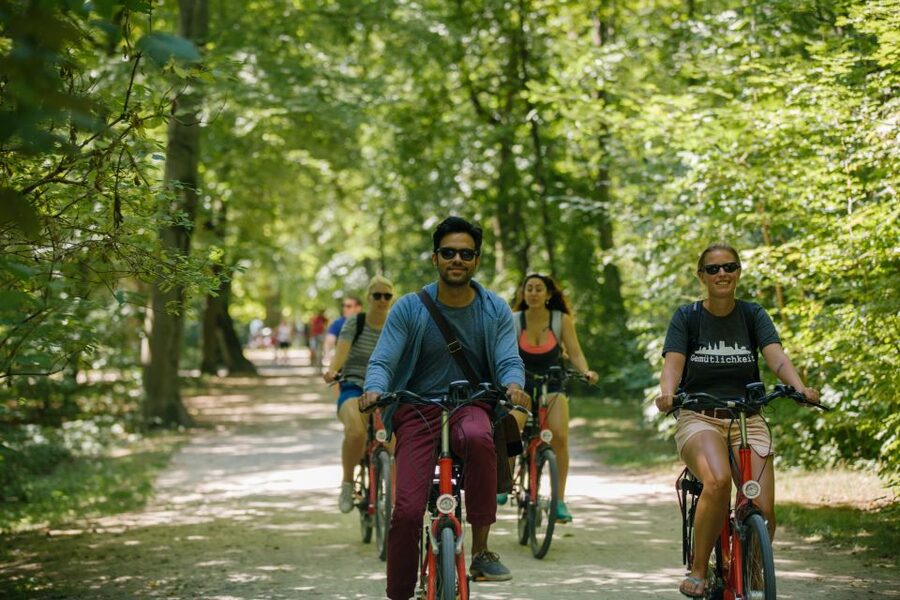 Munich: Bike Tour with Beer Garden Break - Odeonsplatz to the Hofgarten: royal Munich vibes, minus the long detour