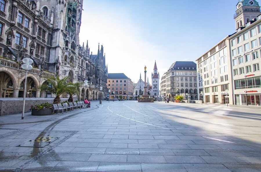 Munich: Capture the most Photogenic Spots with a Local - Small Group Benefits: Real Advice Without the Rush