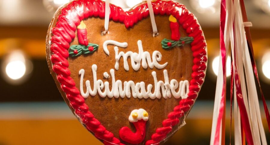 Munich: Christmas Market Magic Walking Tour with a Local - A quick practical checklist before you leave the hotel