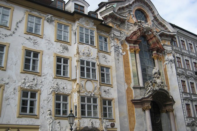 Munich Highlights 3-Hour Private Walking Tour - Neues Rathaus and the view choice you can actually plan