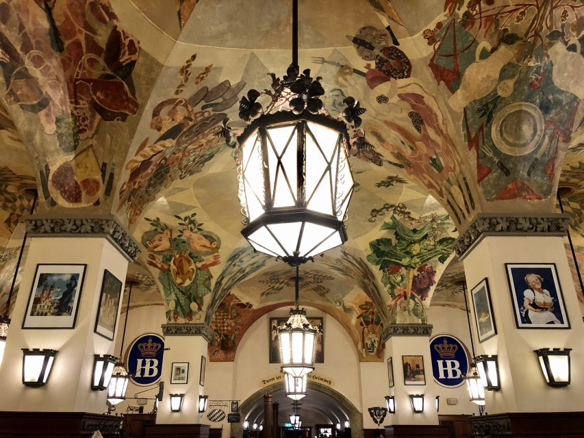 Munich: Hofbräuhaus Guided Tour with 1 Beer - The 1.5-hour flow: meeting at Marienplatz and walking into the Old Town
