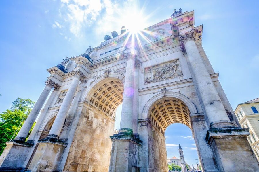 Munich Hop-On Hop-Off Tour: 1-Day or 2-Day Ticket - From Luisenstr. 4 to Marienplatz, the City Tour’s core hits