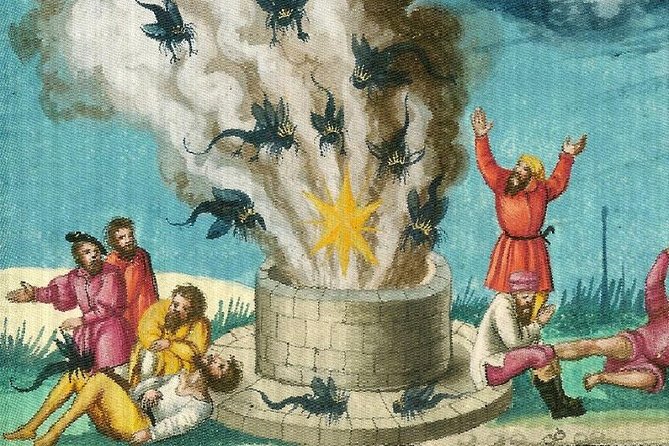 Munich Macabre Group Walking Tour - Viktualienmarkt: from medieval outcasts to beer penalties and samples