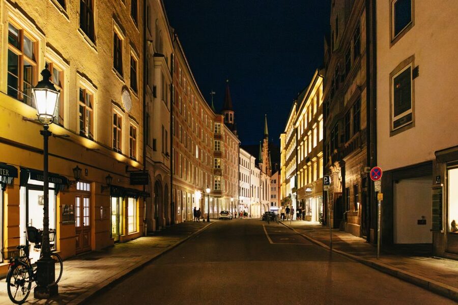 Munich: Middle Ages Tour with Night Watchman - Where you meet Wolfram at Rathaus Apotheke on Marienplatz