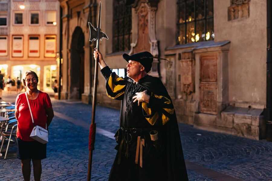 Munich: Middle Ages Tour with Night Watchman - Executions, beheadings, and what medieval prisons were built to do
