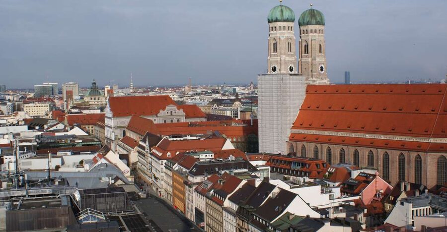 Munich: Nazi History 2-Hour Small Group Walking Tour - Hofbräuhaus München and the 1923 Shockwave of Public Speeches