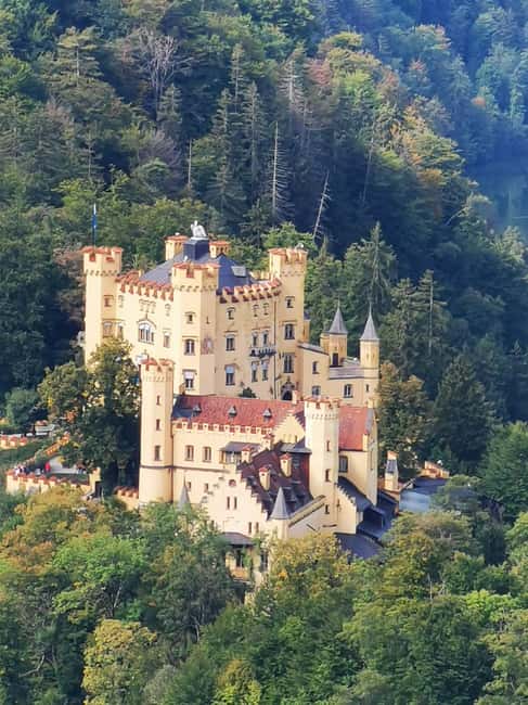 Munich: Neuschwanstein Castle by Bus with Alpine Bike Ride - Key highlights at a glance