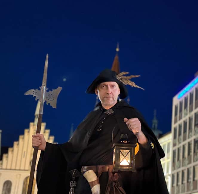 Munich: Night Watchman Tour in English - Practical Tips for a Chilly, Lantern-Lit Walk