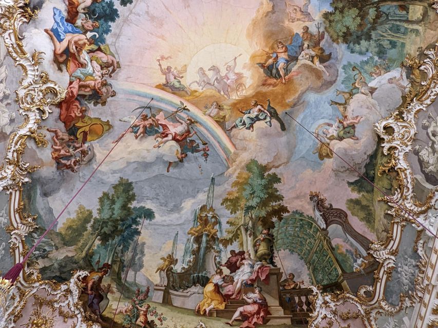 Munich: Nymphenburg Palace with official Guide - The Queen’s apartment and the Gallery of Beauties