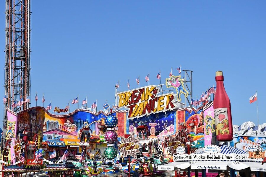Munich: Oktoberfest Big Beer Tent Evening Table Reservation - The Tent Rules That Can Change Your Evening