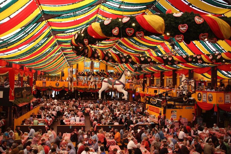 Munich: Oktoberfest Big Beer Tent Evening Table Reservation - Who This Tour Fits Best