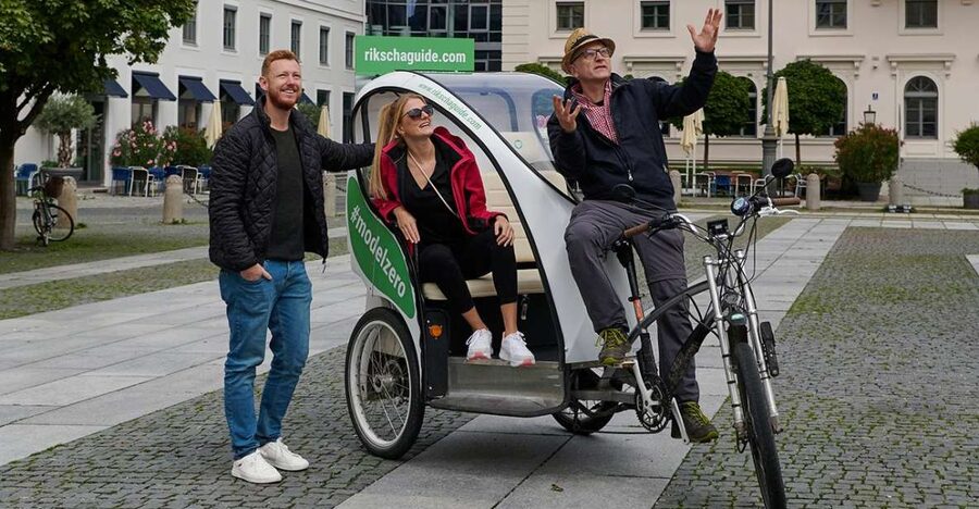 Munich: Old Town and English Garden Rickshaw Tour - Practical tips for a smooth ride